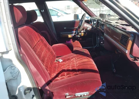 1989 Mercury Grand Marquis Ls z USA, uszkodzony, nr VIN 2MEBM75F6KX618462